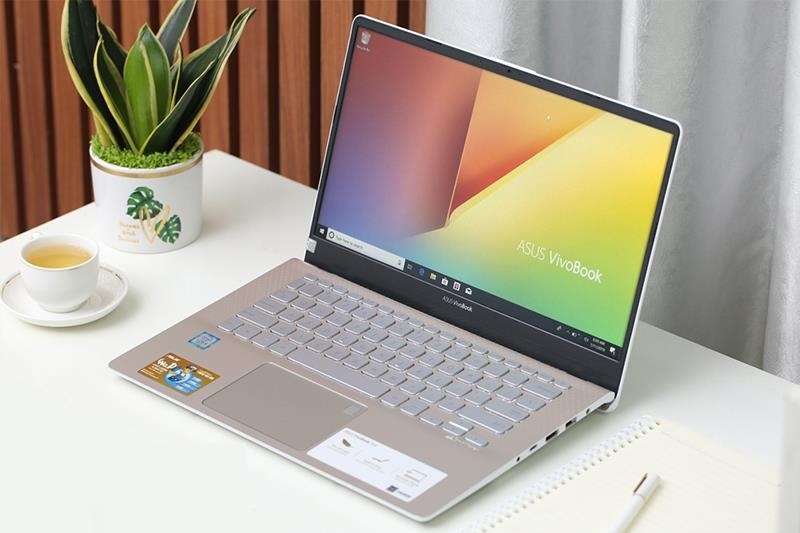 Top 6 dòng laptop văn phòng năm 2021 bạn không nên bỏ qua